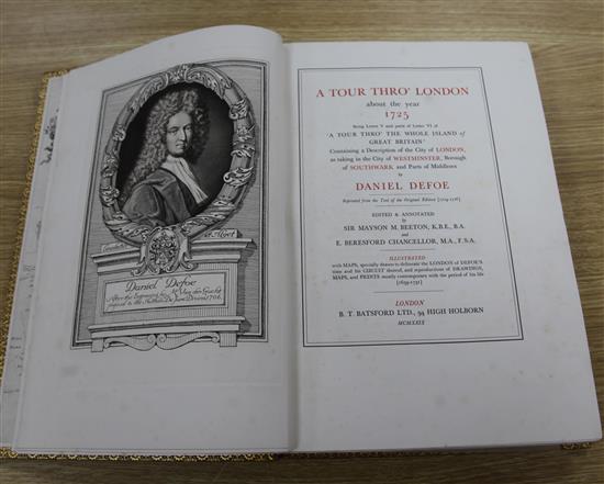 Defoe, Daniel - A Tour Thro London About The Year 1725, being letter V and parts of letter VI of A Tour